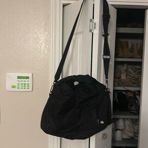 Black Lululemon athletic bag